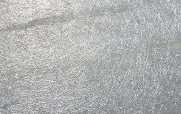 Noon Nick laminate fibreglass or shingles?